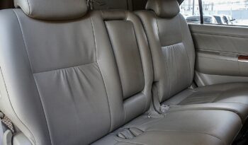 
									TOYOTA FORTUNER 3.0 V 2WD /AT 2011 full								