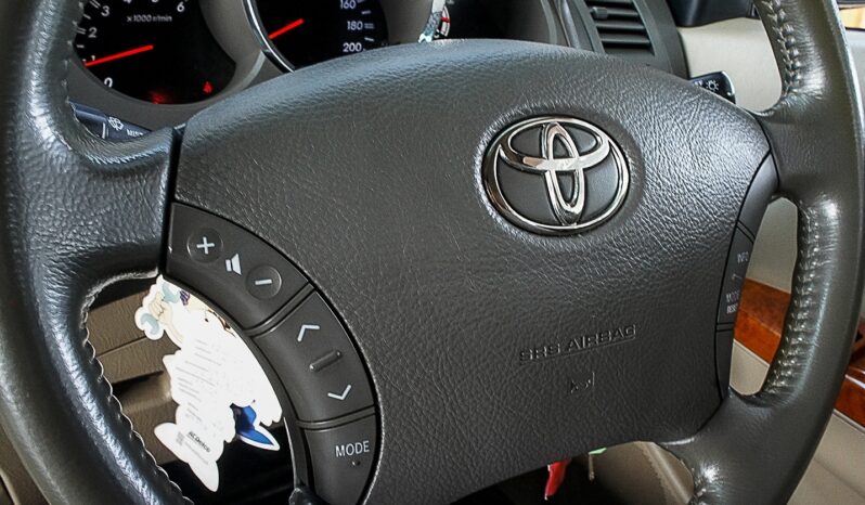 
								TOYOTA FORTUNER 3.0 V 2WD /AT 2011 full									