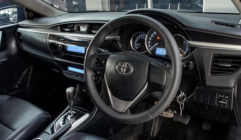 
								TOYOTA COROLLA ALTIS 1.8 S ESPORT /AT 2014 full									
