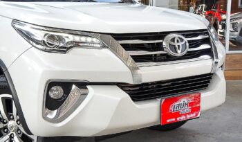 
									TOYOTA FORTUNER 2.4 V 2WD /AT 2016 full								