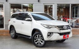 TOYOTA FORTUNER 2.4 V 2WD /AT 2016
