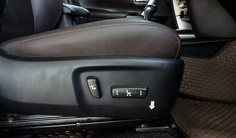 
								TOYOTA FORTUNER 2.4 V 2WD /AT 2016 full									