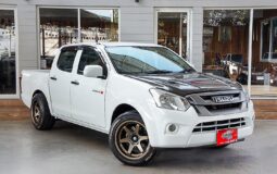 ISUZU D-MAX 1.9 S CAB4 /MT 2017