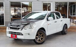 ISUZU D-MAX 1.9 S CAB4 /MT 2017