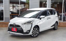 TOYOTA SIENTA 1.5 V /AT 2017