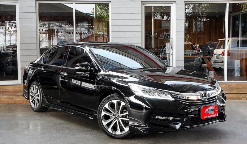 
								HONDA ACCORD 2.0 EL /AT 2017 full									