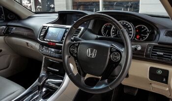
									HONDA ACCORD 2.0 EL /AT 2017 full								