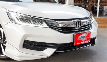 
									HONDA ACCORD 2.0 E /AT 2017 full								