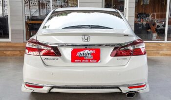 
									HONDA ACCORD 2.0 E /AT 2017 full								