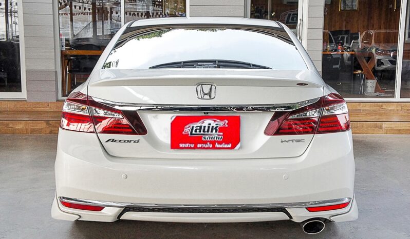 
								HONDA ACCORD 2.0 E /AT 2017 full									