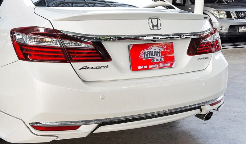 
								HONDA ACCORD 2.0 E /AT 2017 full									