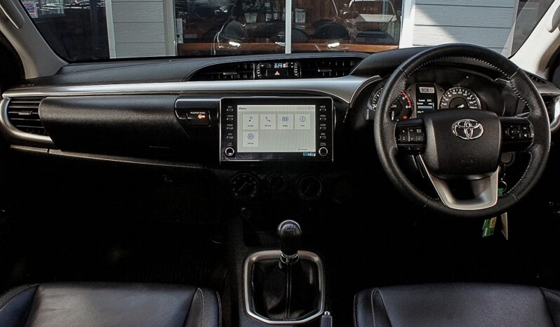 
								TOYOTA REVO 2.4 MID PRERUNNER DOUBLECAB /MT 2023 full									